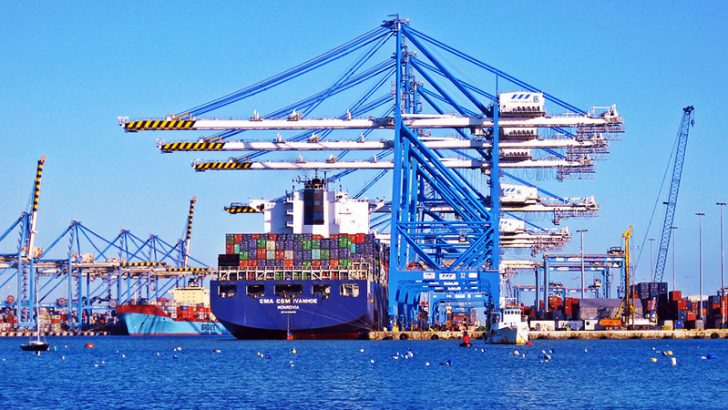 フランス・マルセイユの貿易港：ブロックチェーン活用した「貨物輸送」のテストに参加