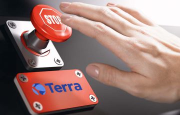 Terra（LUNA）攻撃対策でブロックチェーン停止｜取引所では「取引停止発表」相次ぐ