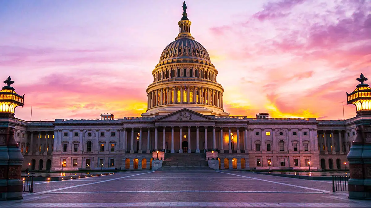 米下院、3つの重要な仮想通貨法案を可決｜GENIUS法案は大統領署名へ – 仮想通貨ニュースメディア ビットタイムズ