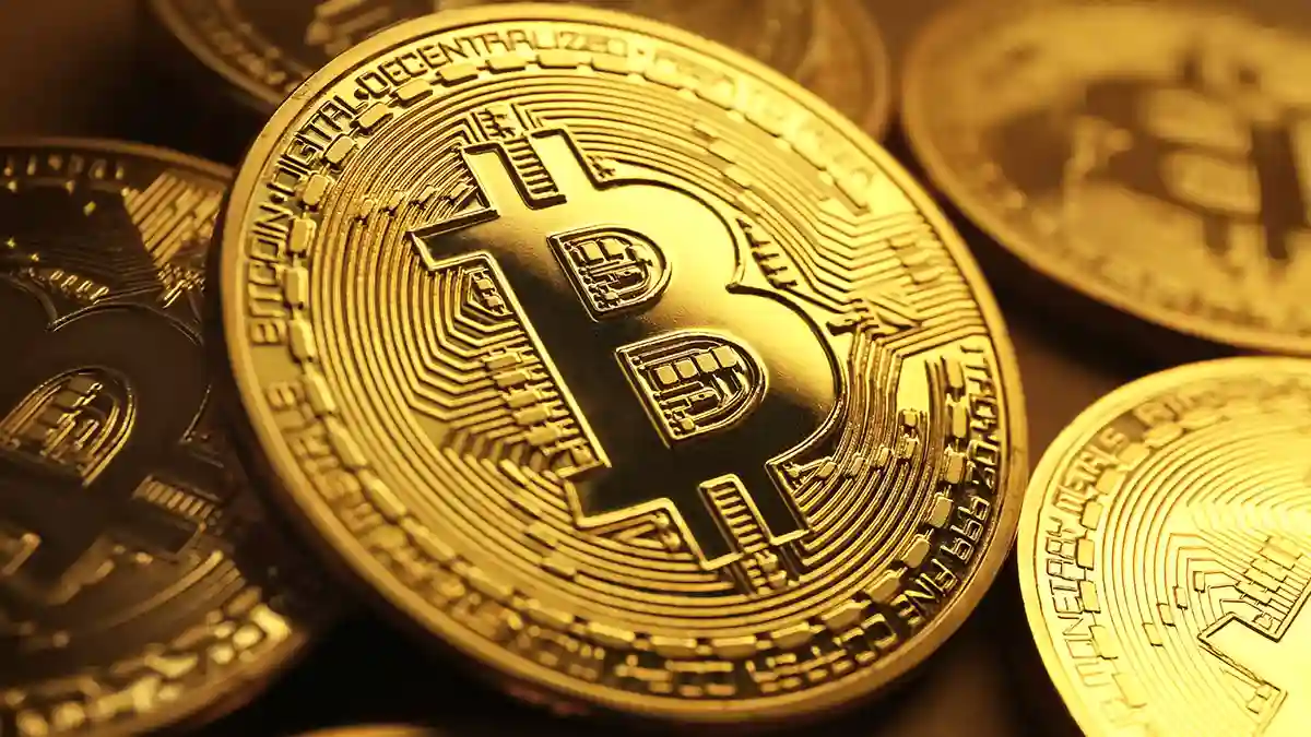 BTC配分「リターンより耐性で決めよ」シュワブが新たな投資指針を提示