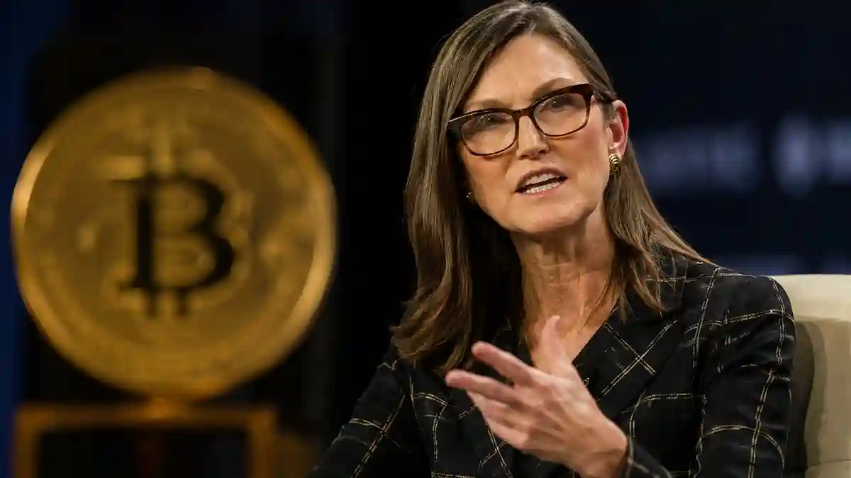 キャシー・ウッド氏「BTCは5年で75万ドルに」3つの柱で長期予測を提示
