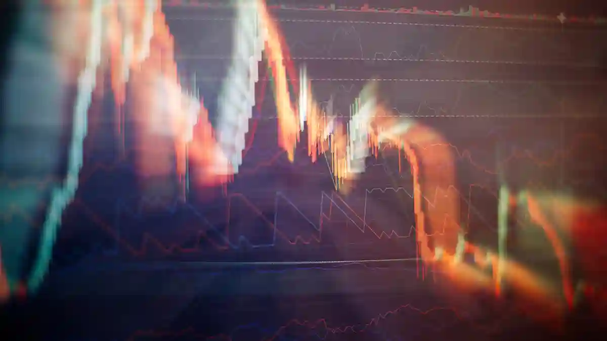 ビットコイン一時6万ドル割れ、AI株急落が仮想通貨全面安の引き金に