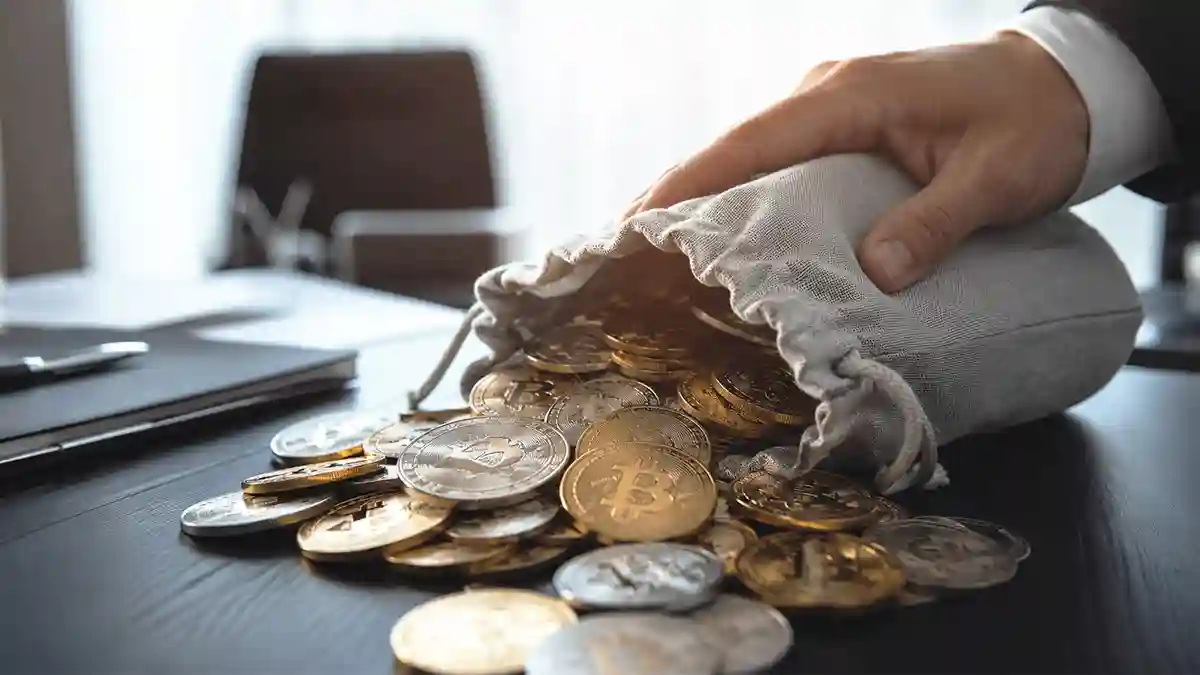 コンヴァノ、　保有暗号資産を全量売却へ｜BTC路線から本業回帰